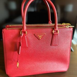 Authentic Prada Large Galleria Tote in Red Saffiano Leather